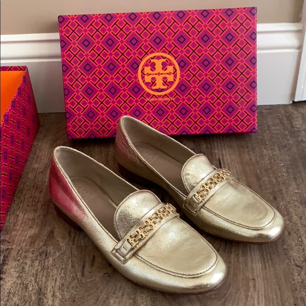 NWT Tory Burch Gemini link driver gold